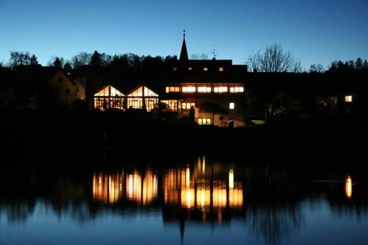 Gasthof - Pension Kraemerhof Thanstein Buitenkant foto